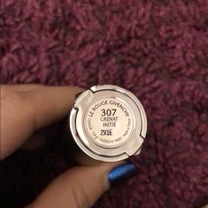 GIVENCHY RED LIPSTICK 307 GRENAT INITIE